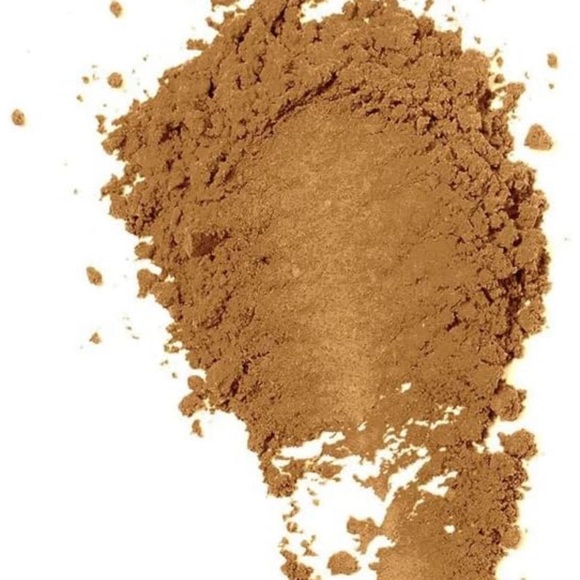 Jeffree Star “Honey” luminous setting powder - Picture 4 of 6